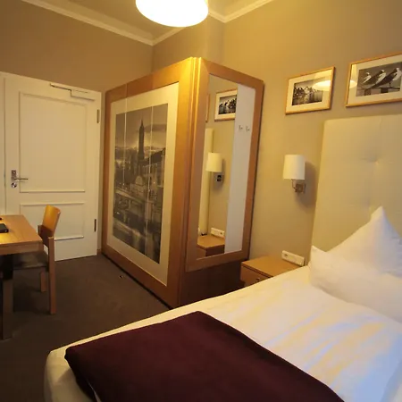 Hotel Am Molkenmarkt 3*