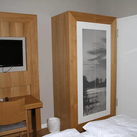 Am Molkenmarkt Hotel 3*